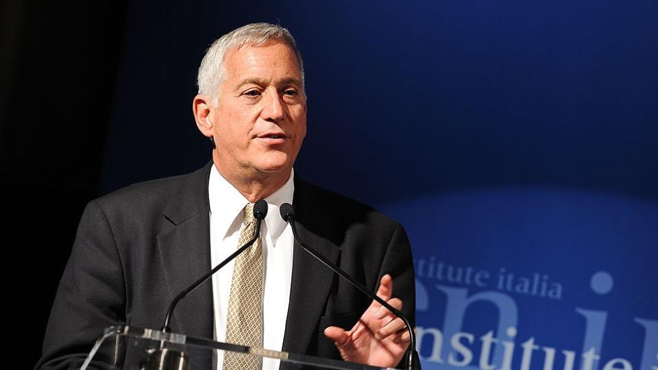 Walter Isaacson