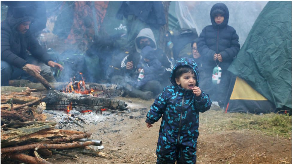 Migrantes en la frontera polaco-bielorrusa