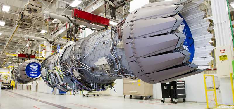 Engines inside a UTX facility.