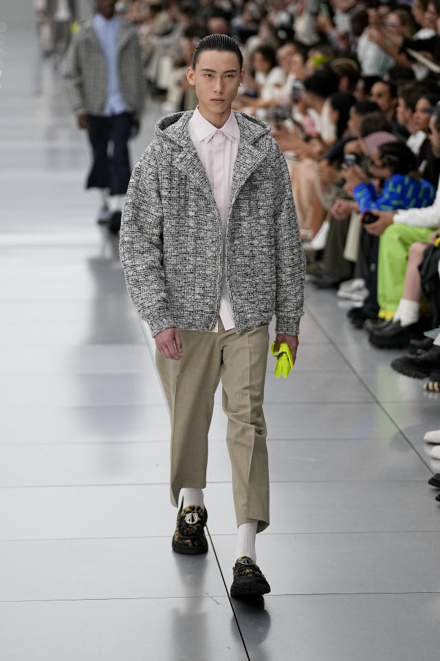 From New Look to New Wave, Kim Jones fêtes fifth anniversary as Artistic  Director with Dior Summer 2024 Men's Show - LVMH