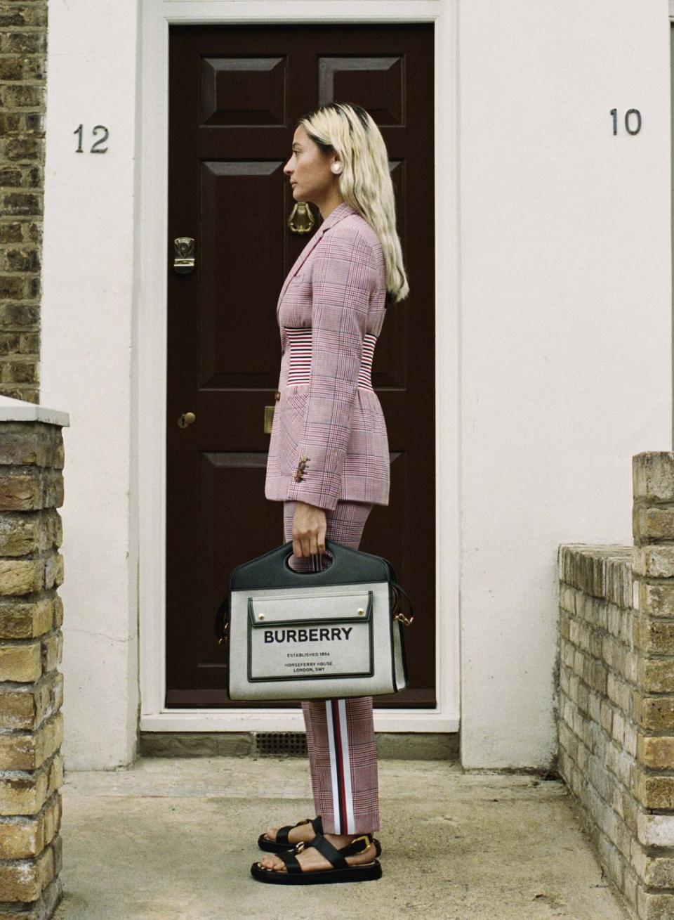 Photo credit: Courtesy of Burberry. Look 6 – Rachel, Art Direction – Camberwell