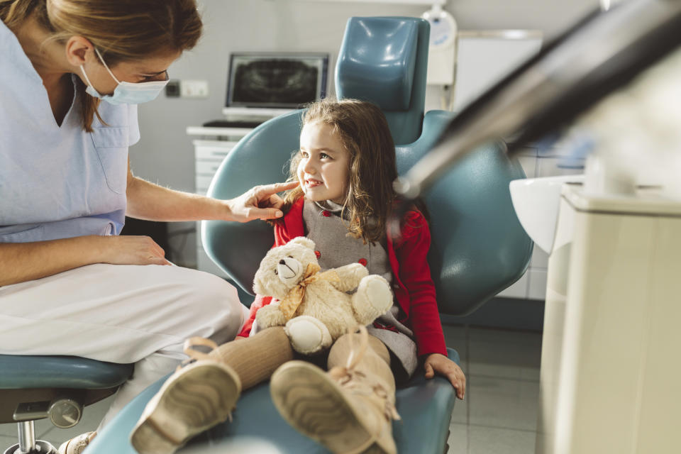 Weil sich bei Kindern die Zahnstellung noch &#xe4;ndert, empfiehlt Dr. Laig bei Zapfenz&#xe4;hnen eine provisorische Versorgung. (Symbolbild: Getty Images)