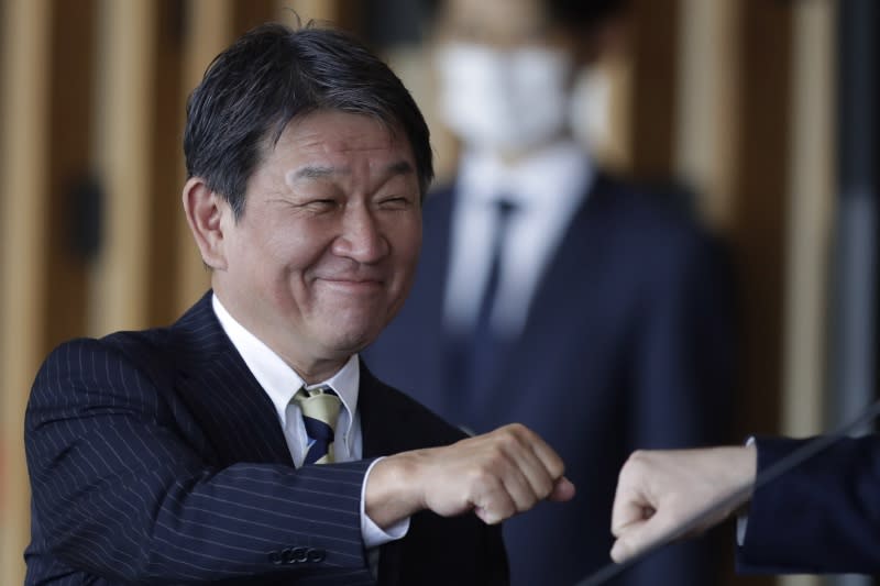 ▲日本外務大臣茂木敏充25日宣布，將再提供台灣100萬劑AZ疫苗。資料照。（圖／美聯社／達志影像）