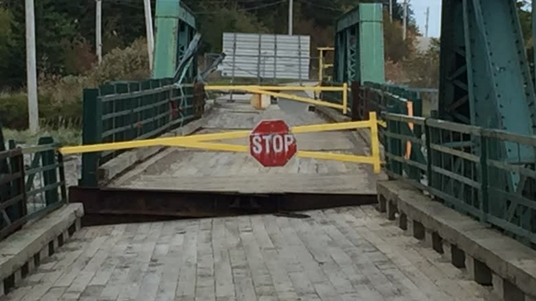 Replacement timeline uncertain for decrepit Cape Breton bridge