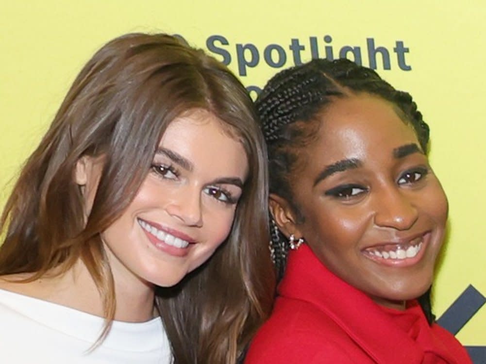 Kaia Gerber und Ayo Edebiri haben ihre Freundschaft mit einem gemeinsamen Tattoo besiegelt. (Bild: Michael Loccisano/Getty Images)