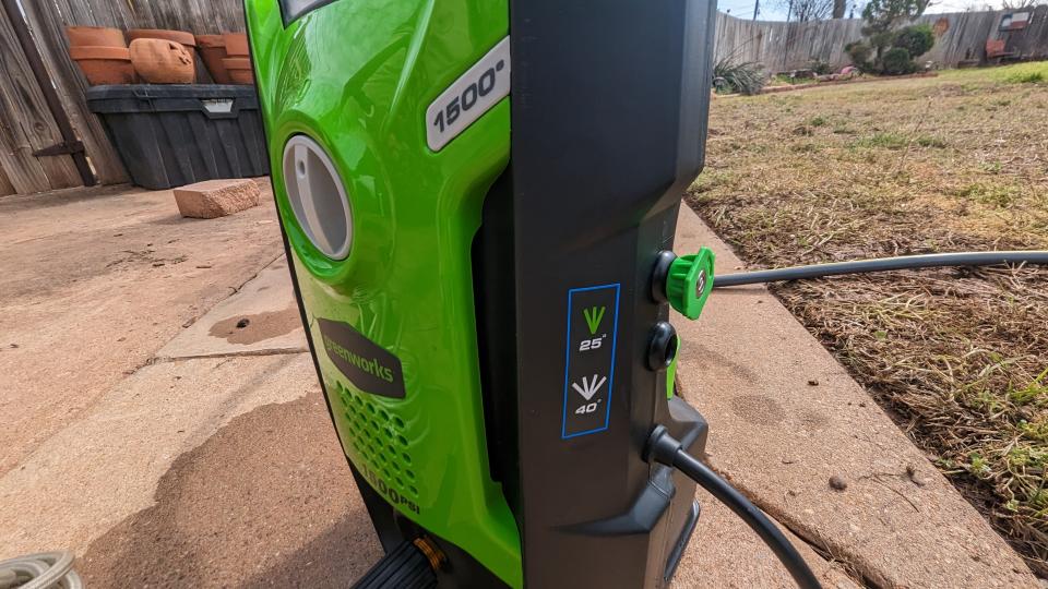 Greenworks GPW1501 pressure washer