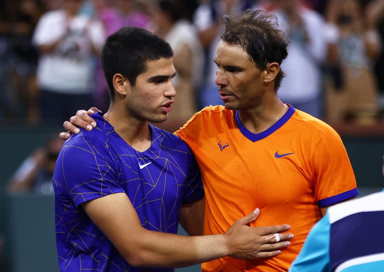 Carlos Alcaraz y Rafael Nadal se enfrentaron tres veces entre sí y el manacorí ganó dos