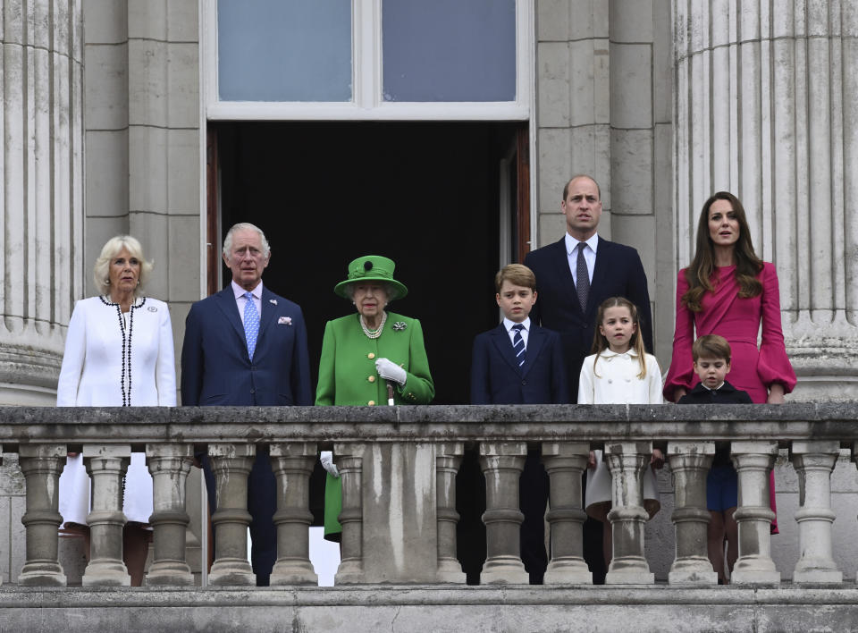 La familia real en el Buckingham Palace, durante la celebración del Jubileo de platino de la reina Elizabeth II (Foto: Getty)