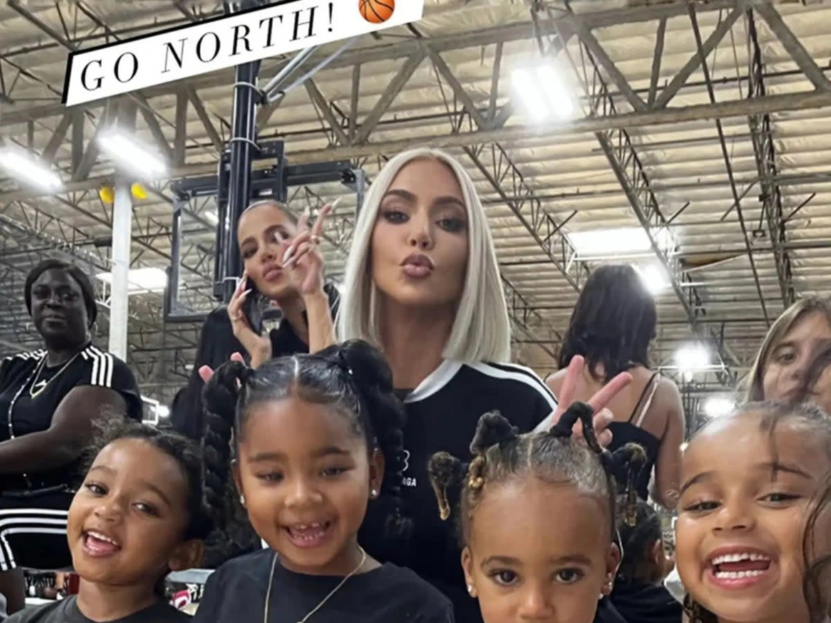In attendance were Kim and Khloé’s daughters, Chicago and True, both 4, Kourtney Kardashian’s daughter, Penelope, 10, and Robert Kardashian’sdaughter, Dream, 5 (Instagram / @nataliehalcro)