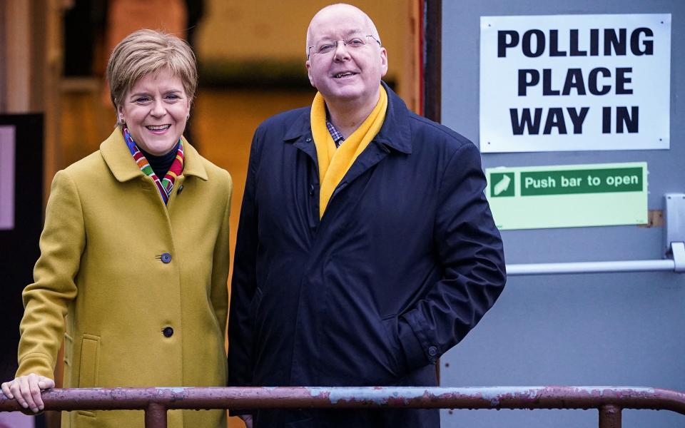 Nicola Sturgeon and her husband Peter Murrell