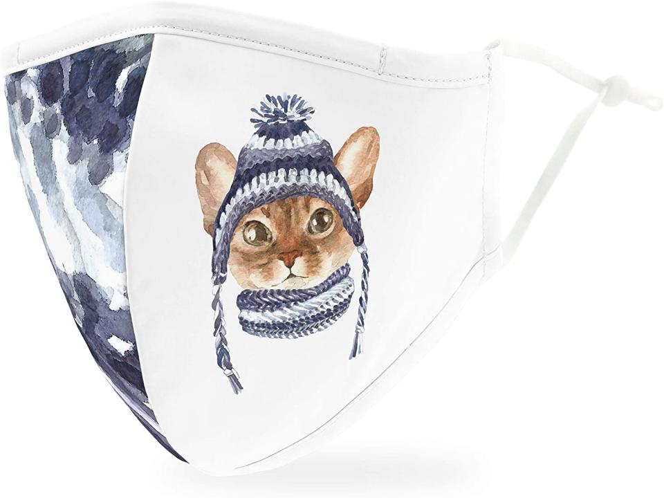 Weddingstar Holiday Face Mask in Cozy Cat. 