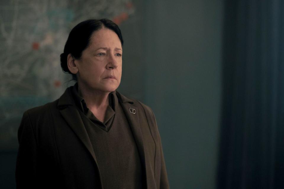 ann dowd, the handmaid's tale, season 5