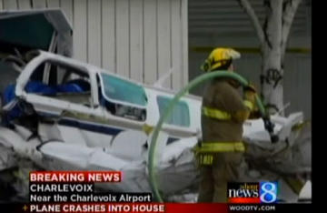 Vollwaise mit 16: Junge überlebt zwei Flugzeugabstürze (Screenshot: YouTube)