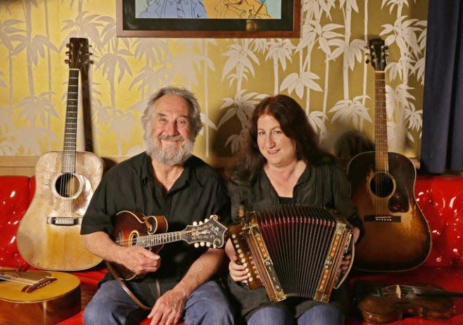 Eric and Suzy Thompson will perform Old-Time American music.