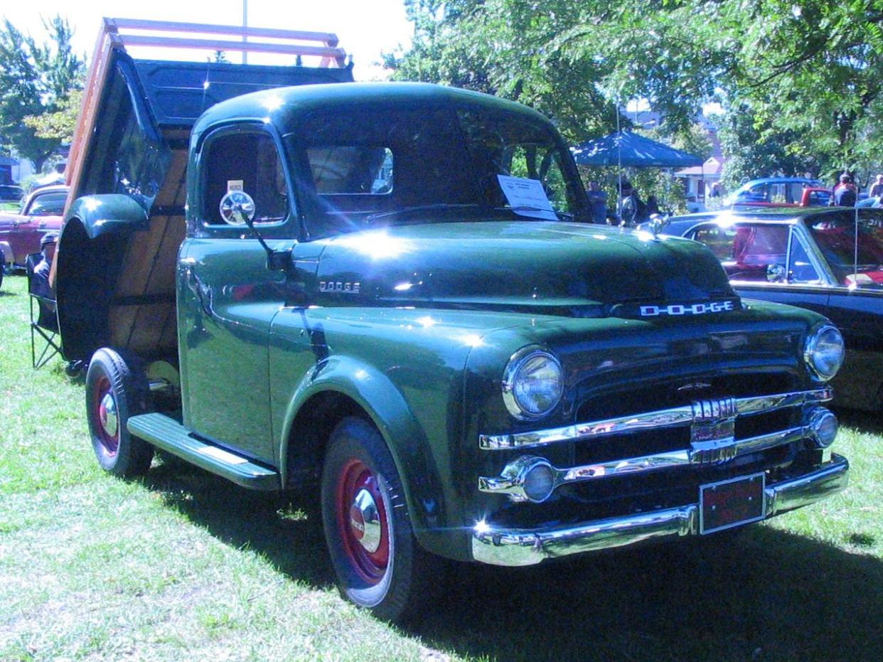 1952 Dodge B series