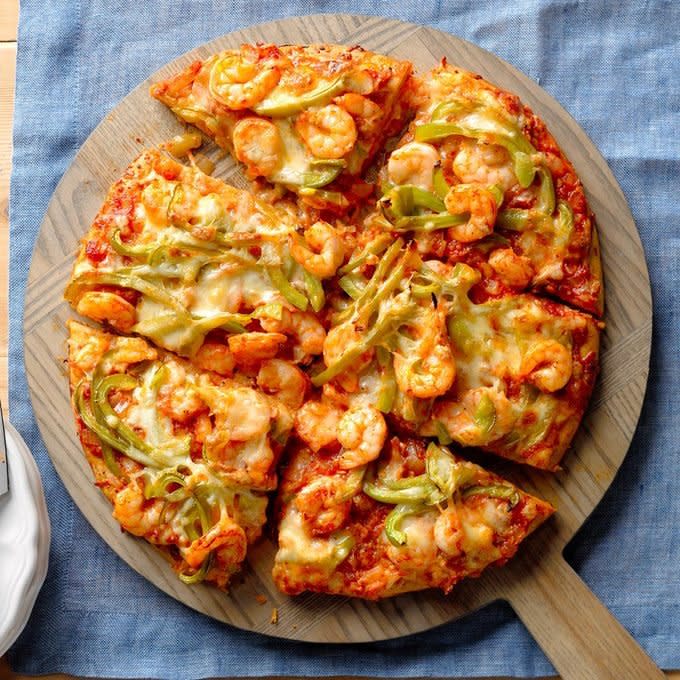 Creole Shrimp Pizza Exps Thn17 139637 B06 14 1b 7