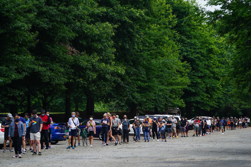 Image: Line during Georgia primary (Elijah Nouvelage / Getty Images)