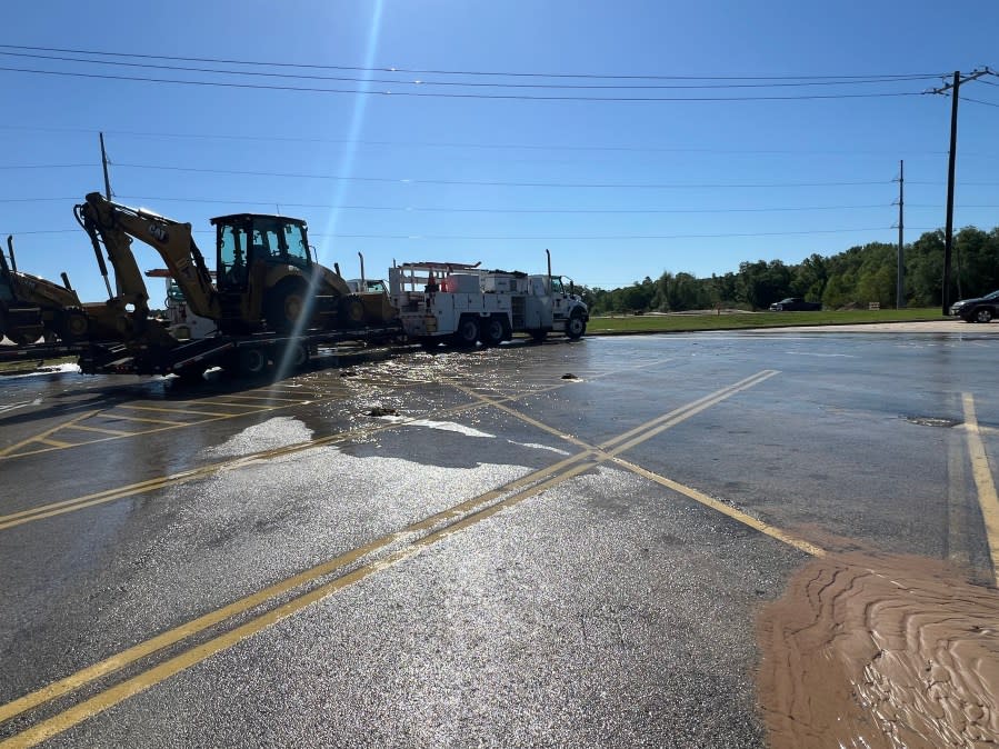 Photos from the scene of the water main break near Sam’s on Loop 323 in Tyler