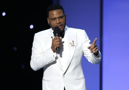 FILE PHOTO: 49th NAACP Image Awards – Show – Pasadena, California, U.S., 15/01/2018 – Show host Anthony Anderson speaks on stage. REUTERS/Mario Anzuoni/File Photo