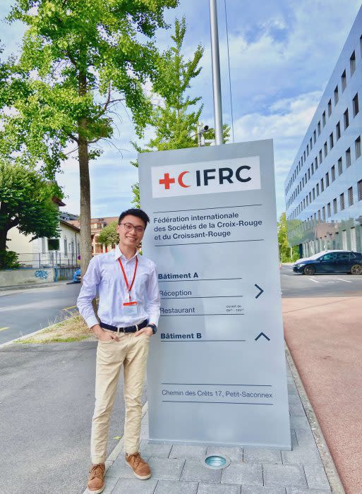 首屆畢業生Kelvin Cheung曾在瑞士日內瓦國際紅十字會和紅新月會總部實習