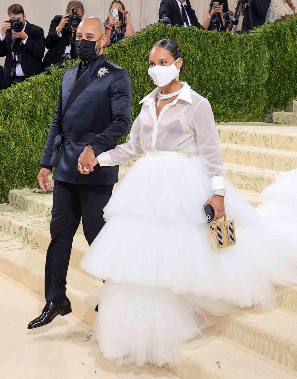 Swizz Beatz and Alicia Keys attend The 2021 Met Gala Celebrating In America: A Lexicon Of Fashion at Metropolitan Museum of Art on September 13, 2021 in New York City