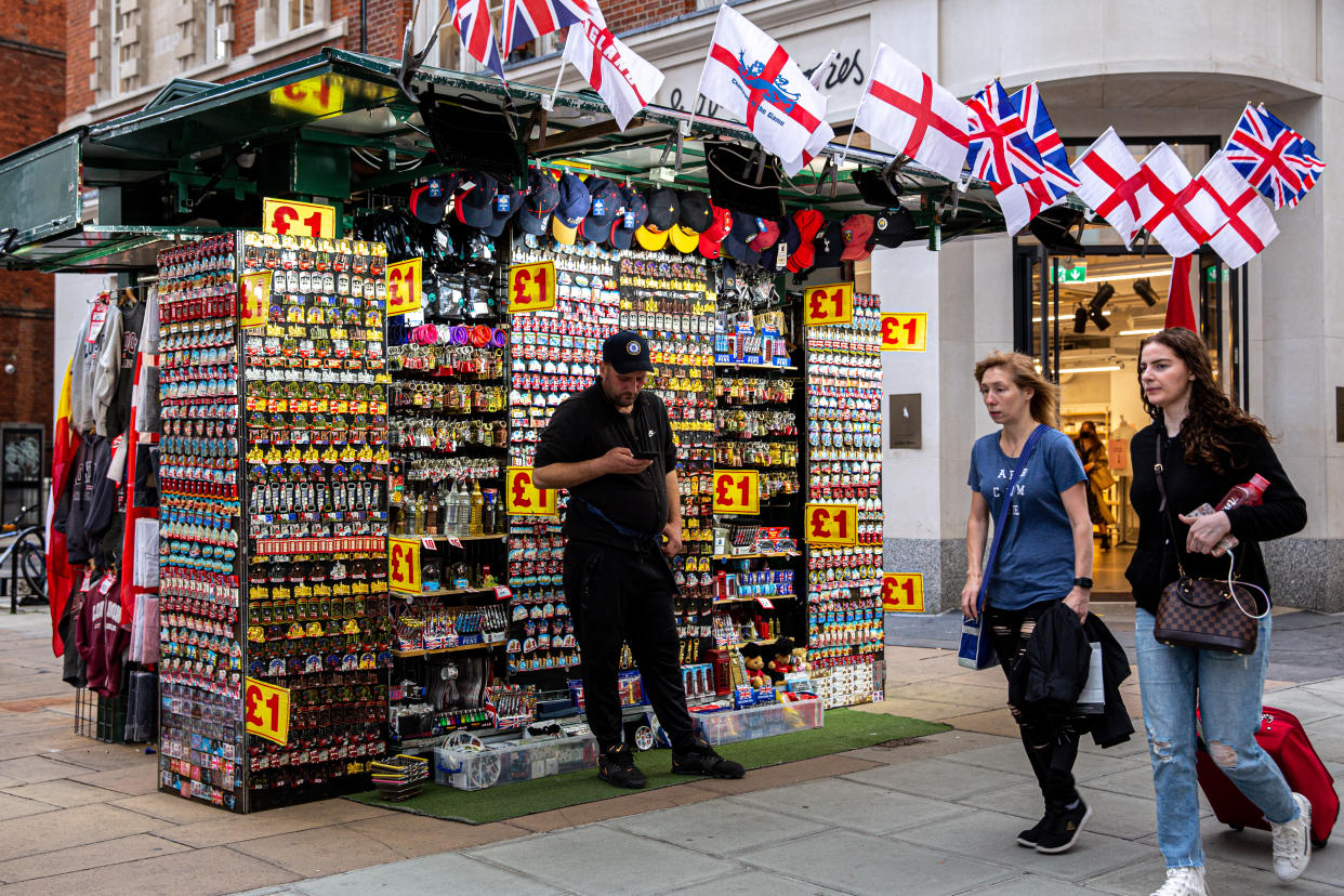 London, United Kingdom, June 28, 2021: People are seen shopping at landmark Oxford Street as the Coronavirus lockdown has not been fully lifted and number of Covid cases soars again. PM Boris Johnson says full ease of restrictions next month very likely. (Photo by Dominika Zarzycka/Sipa USA)