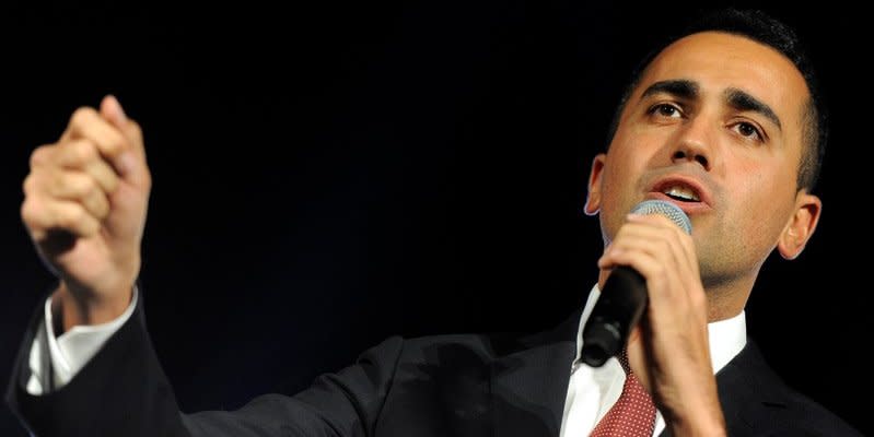 5-Star movement leader Luigi Di Maio speaks during the final rally for the regional election in Palermo, Italy, November 3, 2017. REUTERS/Guglielmo Mangiapane