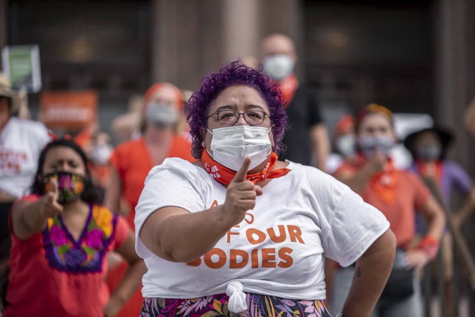 Pro-choice protesters 