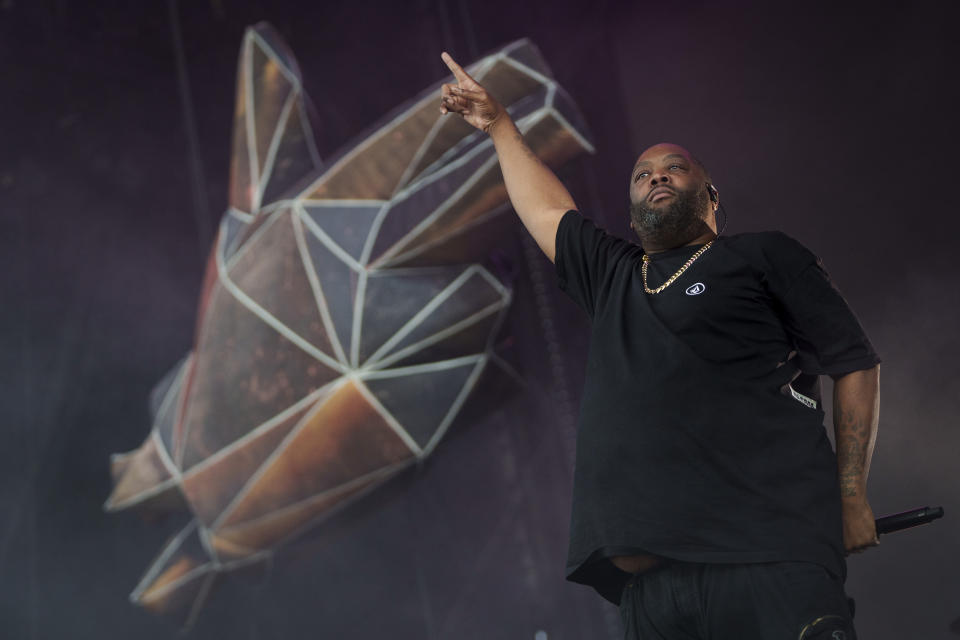 ARCHIVO - Killer Mike de Run The Jewels durante una presentación en el Festival Reading Music en Inglaterra el 28 de agosto de, 2022. El hip hop ha sido una parte integral de los movimientos de justicia social y racial. También ha sido objeto de escrutinio por parte de las fuerzas del orden y los grupos políticos debido a su creencia de que el hip hop y sus artistas fomentan la criminalidad violenta. (Foto Scott Garfitt/Invision/AP, archivo)