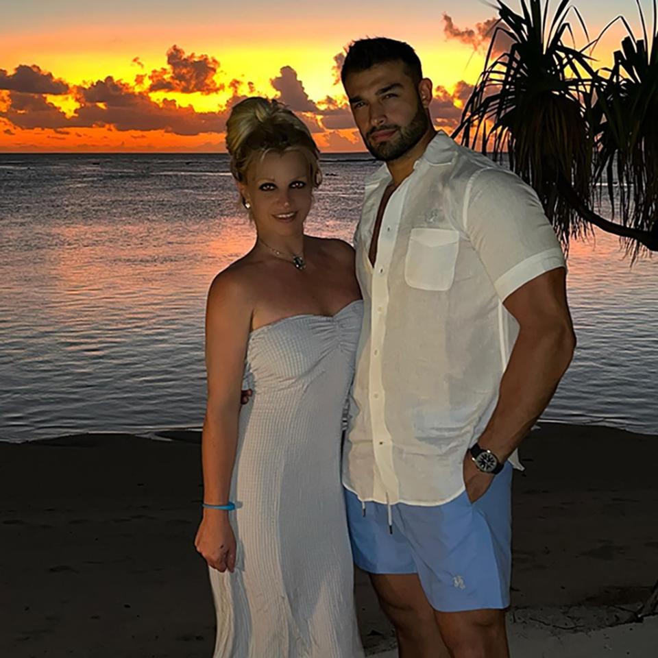 Britney Spears, Sam Asghari, Vacation, Instagram