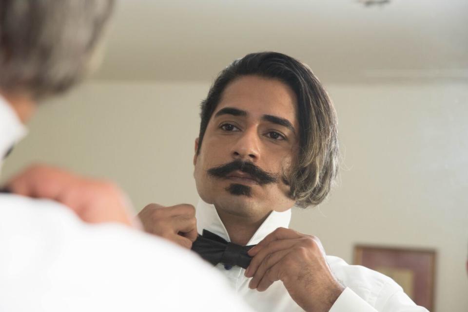 Haghjoo&nbsp;adjusts his bow tie&nbsp;before&nbsp;the&nbsp;wedding ceremony. (Photo: Courtesy of Ramin Haghjoo)