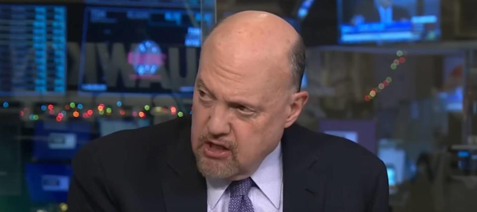 'Kuv tsis nyiam nws tus cwj pwm': Jim Cramer tsuas yog thuam Jamie Dimon qhov kev xav ntawm Asmeskas kev lag luam, hais tias nws tsis muaj kev zam rau 'kev ntshai-mongering' - ntawm no yog 2 lub tswv yim bullish