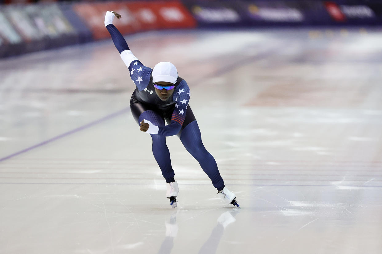 MILWAUKEE, WISCONSIN - JANUARY 07: Erin Jackson competes in the Women's 500 meter event during the 2022 U.S. Speedskating Long Track Olympic Trials at the Pettit National Ice Center on January 07, 2022 in Milwaukee, Wisconsin. (Photo by Stacy Revere/Getty Images)