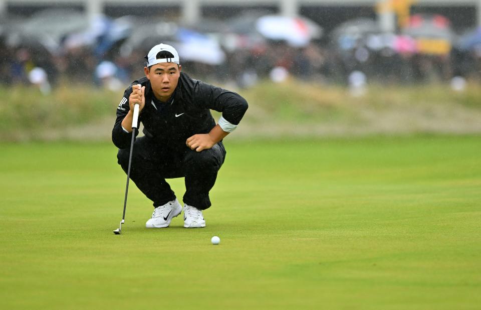 Tom Kim could barely walk on Friday after he slipped and fell at his rental home in England.