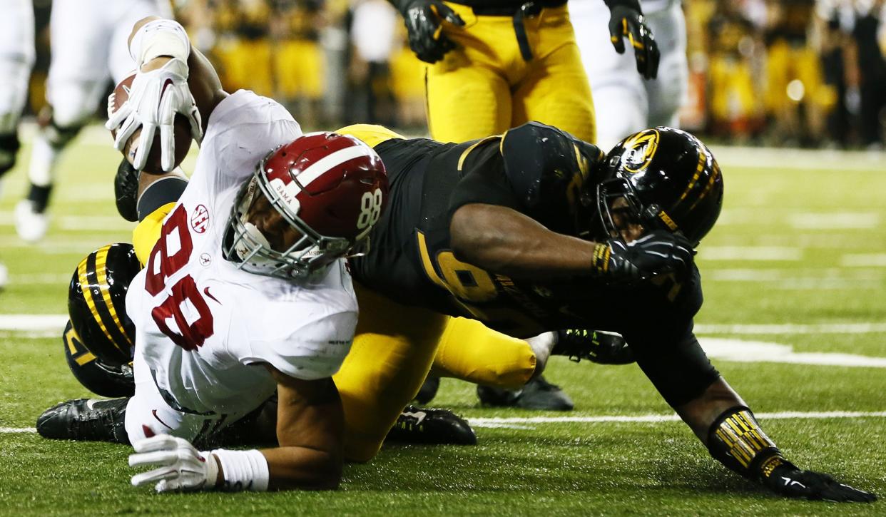 Harold Brantley (R) missed the 2015 season after a car accident (Getty). 