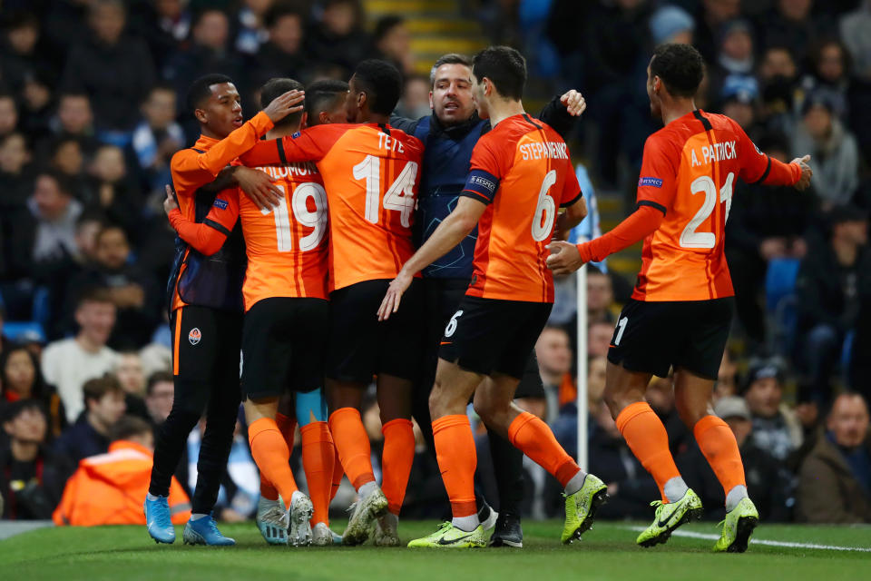 The Shakhtar Donetsk players celebrate. (Photo by Michael Steele/Getty Images)