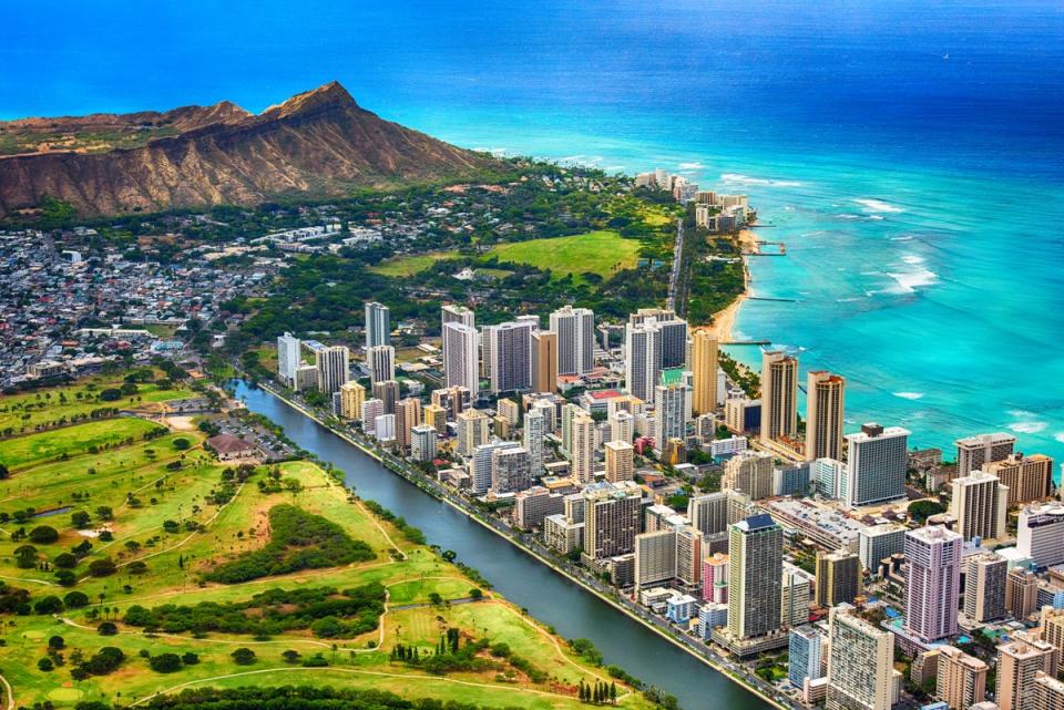 Honolulu, on Waikiki Beach (Getty Images)