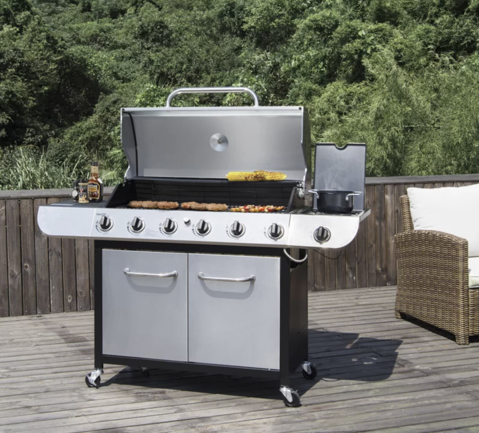 Summer and grilling goes hand-in-hand. (Photo: Wayfair)