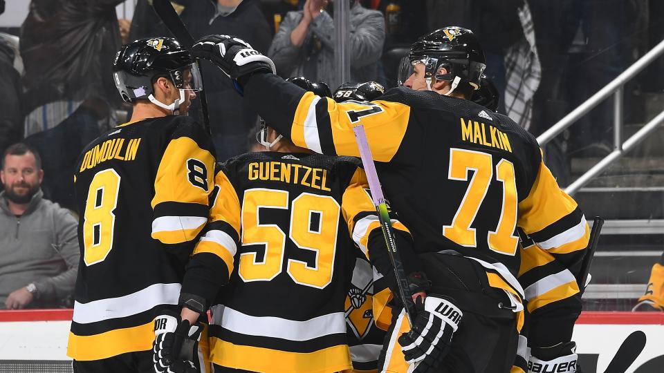 The Pittsburgh Penguins scored six goals in the third period. (Photo by Joe Sargent/NHLI via Getty Images)