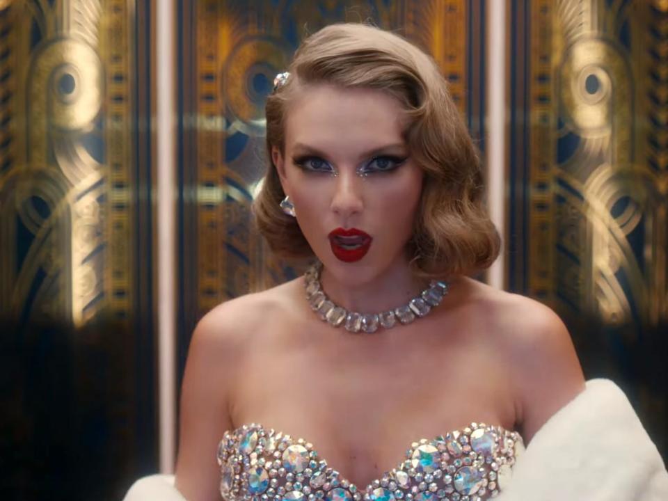 taylor swift bejeweled music video