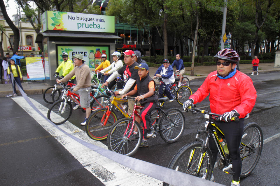 El Ciclotón que se lleva a cabo el último domingo de cada mes tiene una longitud de 32 kilómetros. Foto: Jeffrey Greenberg / Universal Images Group / Getty Images