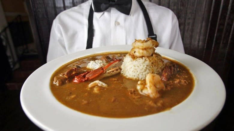 server with gumbo bowl