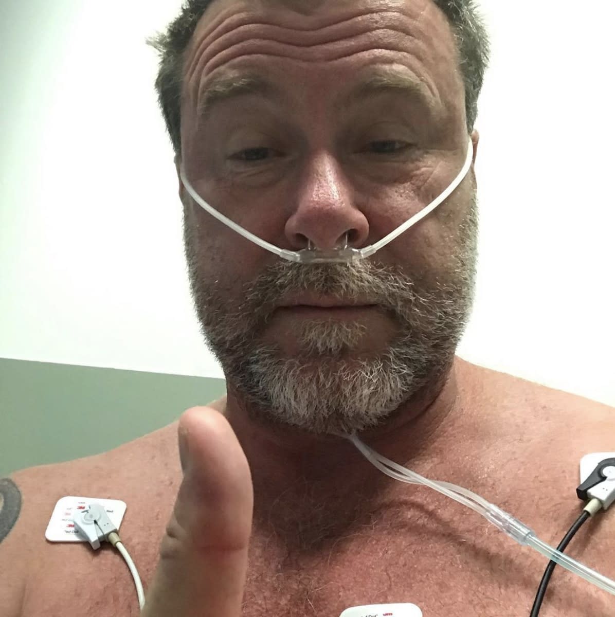 "Slasher" star Dean McDermott, husband of Tori Spelling, was admitted to the hospital Sunday night, June 30, 2019, with "pneumonia, possible meningitis." The Canadian-American actor posted a photo of him in a hospital bed, captioned: "I've never been so sick in my life!!!! Thumbs up and spirits up though."