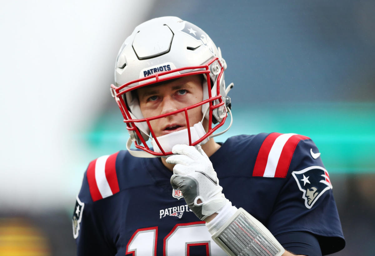 ESPN's Dan Orlovsky is hitting the panic button on Patriots offense