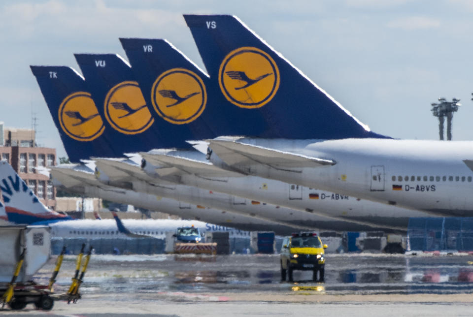 06 May 2020, Hessen, Frankfurt/Main: Decommissioned Lufthansa passenger aircraft stand on the empty runway at Frankfurt Airport. As a result of the global corona pandemic, air traffic has also almost completely collapsed at the Frankfurt hub, Lufthansa has got into massive financial difficulties. Photo: Boris Roessler/dpa (Photo by Boris Roessler/picture alliance via Getty Images)