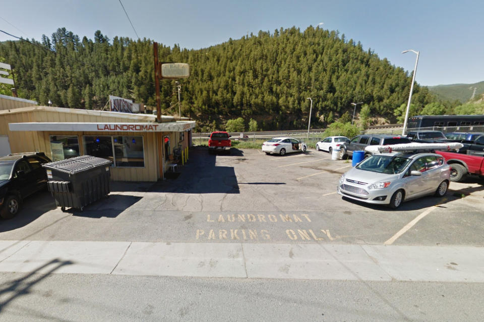 Image: Laundromat parking lot in Idaho Springs, Colo. (Google Maps)