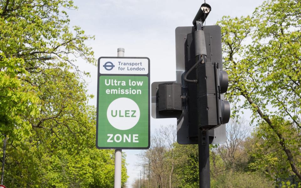 The expanded ULEZ zone will cover all 32 London boroughs plus the City of London - Alamy