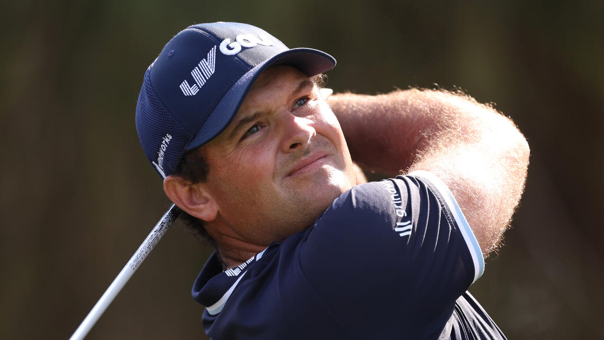  Patrick Reed takes a tee shot at the 2023 Dubai Desert Classic 