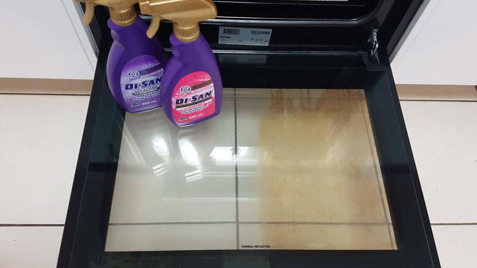 Image of Aldi Di San Oxy Action and Degreaser next to oven before and after transformation