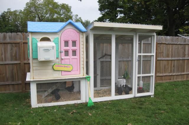 Repurposed Playhouse DIY Chicken Coop